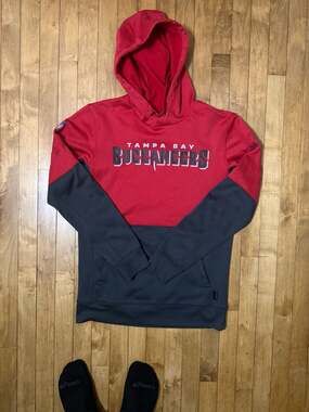 Nike NFL Tampa Bay Buccaneers On-Field Apparel Dri-Fit Hoodie Sweatshirt